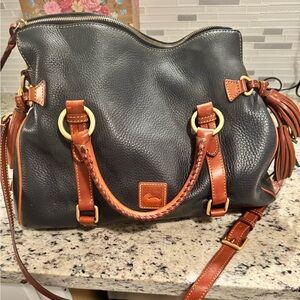 Dooney and bourke purse